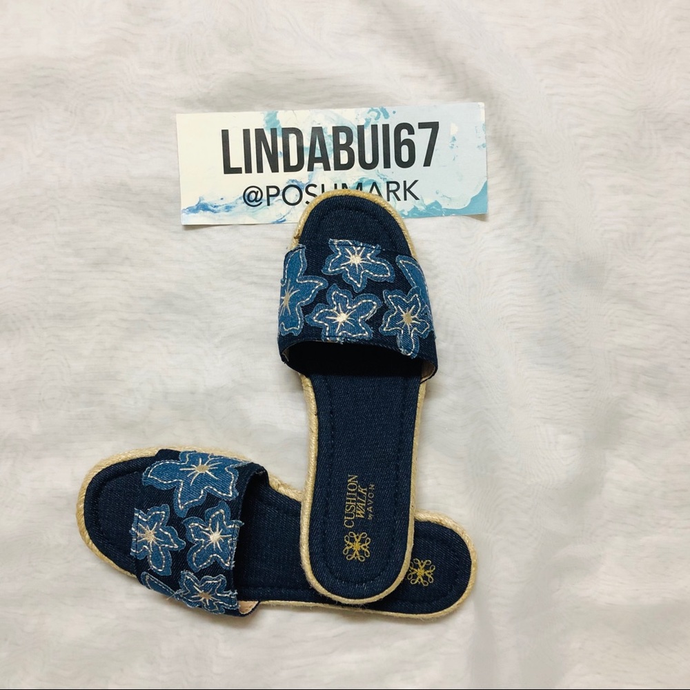 (7) Avon shoes NWT - Picture 3 of 3